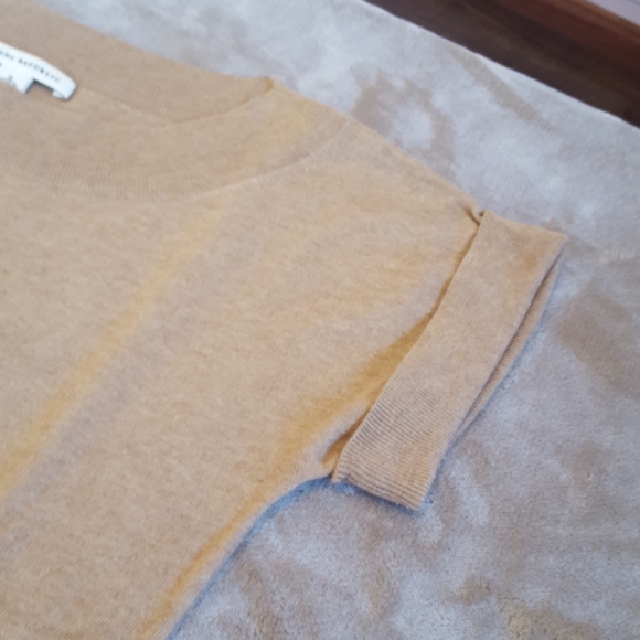 Tan Banana Republic Silk and Wool Sweater - Picture 4 of 5